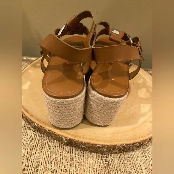 Woman's Sandals Marc‎ Fisher Joven Espadrille Wedge Sandal Size 10 Brown New - Picture 10 of 16